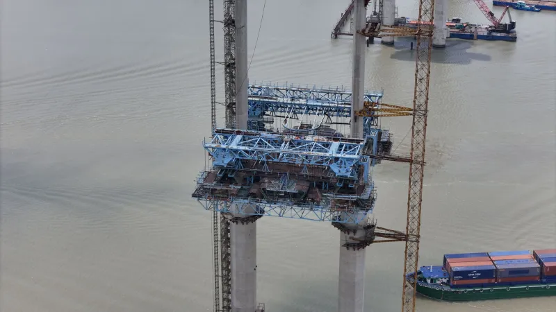 Fewer Moving Parts, Fewer Headaches: How Precast Concrete Untangles Megaproject Logistics